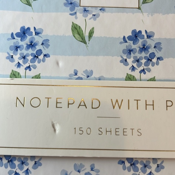Floral Notepad with Pen 150 sheets blue and white hydrangeas - Picture 15 of 16